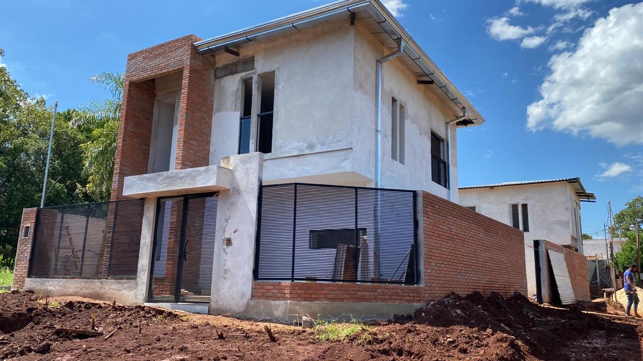 Los dúplex Gemelas en obra, con el ladrillo a la vista